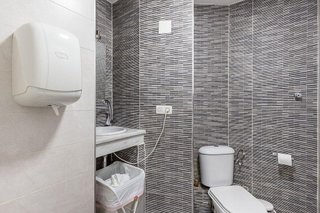 Local comercial en venta en Barrio de Zaidín en Granada