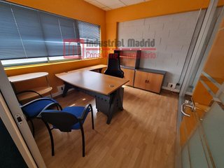 Nave industrial en alquiler en Reyes Católicos en Alcalá de Henares