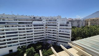 Dúplex en alquiler en Los Jardines de Marbella - La Ermita en Marbella