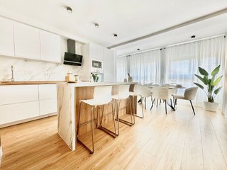 Piso en venta en Los Jardines de Marbella - La Ermita en Marbella