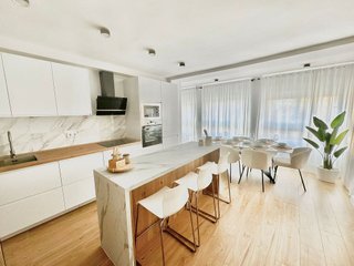 Piso en venta en Los Jardines de Marbella - La Ermita en Marbella