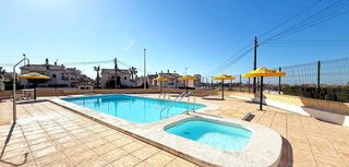 Casa adosada en venta en Nueva Torrevieja - Aguas Nuevas en Torrevieja