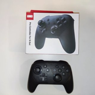 Nintendo Switch V2 + 4 Joy-Cons + 2 Juegos