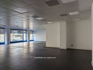 Oficina en venta en Bufalà en Badalona