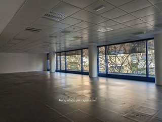 Oficina en venta en Bufalà en Badalona