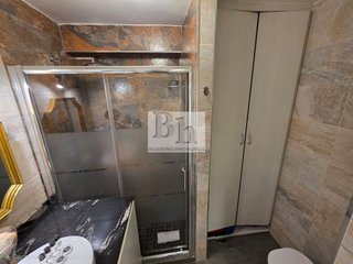 Piso en venta en La Goleta - San Felipe Neri en Málaga