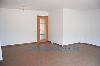 Casa adosada en venta en Mediona