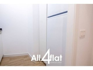 Estudio en alquiler en Sant Antoni en Barcelona
