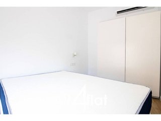 Estudio en alquiler en Sant Antoni en Barcelona