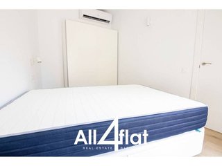 Estudio en alquiler en Sant Antoni en Barcelona
