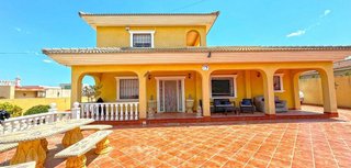 Casa en venta en Los Balcones - Los Altos del Edén en Torrevieja