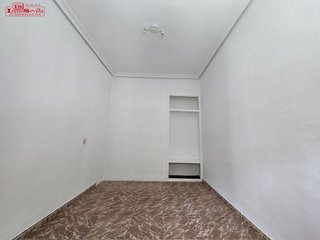 Piso en alquiler en El Tardón - El Carmen en Sevilla