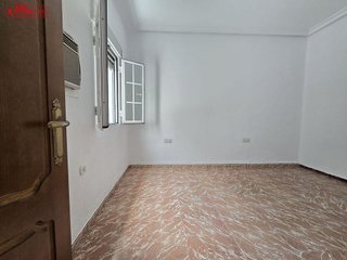 Piso en alquiler en El Tardón - El Carmen en Sevilla