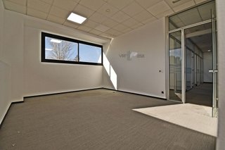 Oficina en venta en San José - Buenos Aires en Pinto