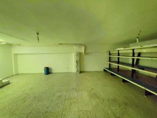 Local comercial en venta en San Pedro de Alcántara pueblo en Marbella