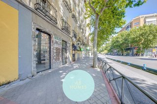 Local comercial en alquiler en Pacífico en Madrid