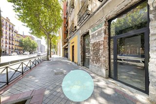 Local comercial en alquiler en Pacífico en Madrid