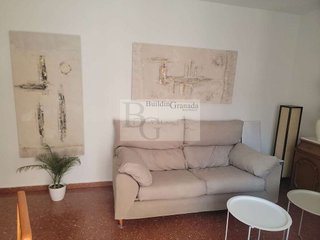 Piso en alquiler en Pajaritos - Plaza de Toros en Granada
