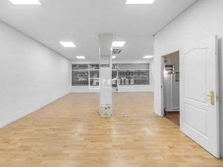 Local comercial en venta en Valderas - Los Castillos en Alcorcón