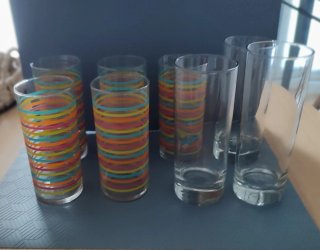 Set 8 Vasos Tubo Rayas Multicolor y transparentes