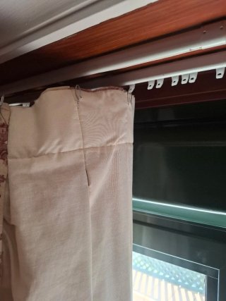2 cortinas Toile de Jouy rojo cereza