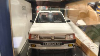 Peugeot 205 GTI Blanco