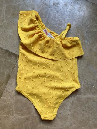 Bañador Zara bebé 12-24 meses
