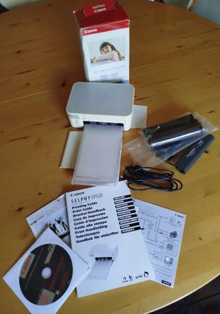 Impresora Fotos Canon SELPHY CP520 + Accesorios