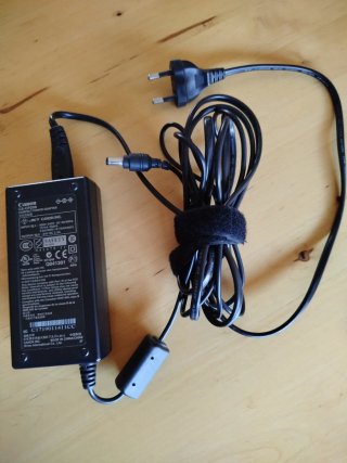 Impresora Fotos Canon SELPHY CP520 + Accesorios