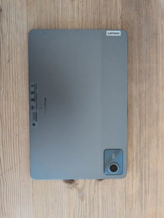 Tableta Lenovo Tab M11 Negra/Gris, como nueva