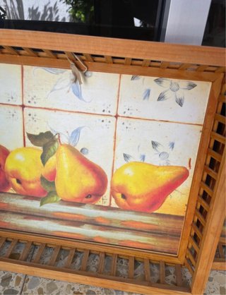 Bandejas de madera con diseño de peras