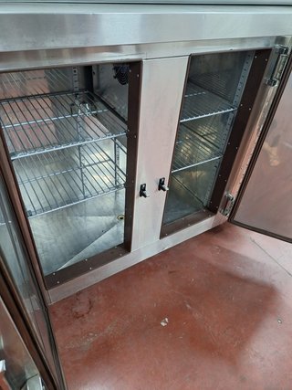 Frente de mostrador con 2 puertas