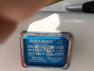 Barco Quicksilver 360 con remolque