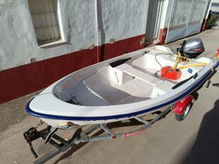Barco Quicksilver 360 con remolque