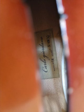 Violonchelo-Carlos hiorgano, mode: SC 90 Wcon 1/2
