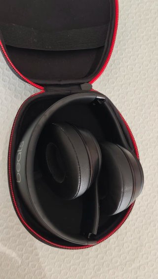 Auriculares Beats Bluetooth Negros