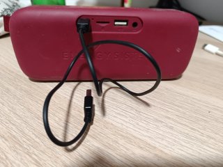 Altavoz Bluetooth Rojo