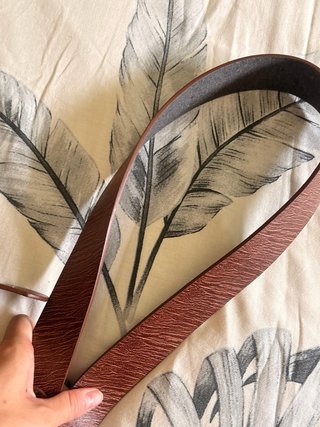 Cintura in pelle marrone da uomo
