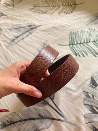 Cintura in pelle marrone da uomo