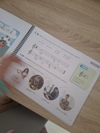 Música, Nou acords, 2 Primària, Projecte Constr...