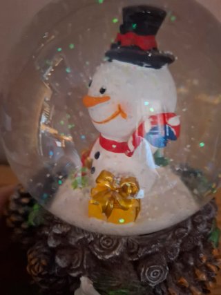 Bola de cristal navidad muñeco nieve con música