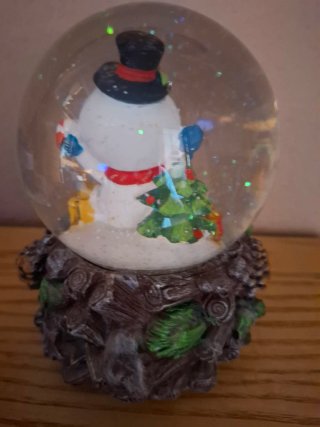 Bola de cristal navidad muñeco nieve con música