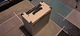 Amplificador Roland Blues Cube Hot+funda acolchada