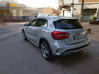 Mercedes-Benz GLA-220d AMG