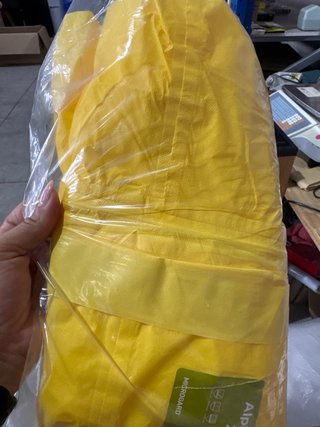 Mono desechable unisex amarillo