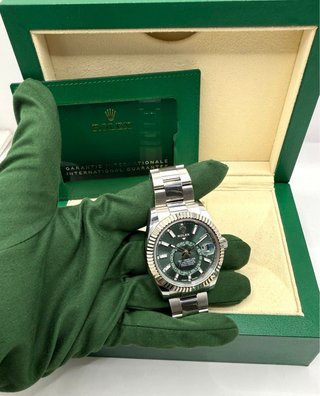 Rolex Sky Dweller Acero 336934 Verde