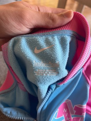 Conjunto deportivo Nike niña azul y rosa
