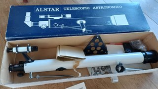 Telescopio Alstra LEO-138 con trípode
