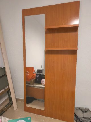 Cómoda + 2 mesitas de noche + espejo