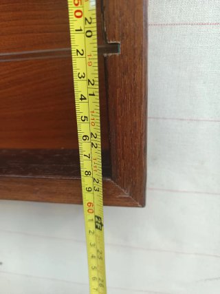 Vetrina in bambù con ante in vetro